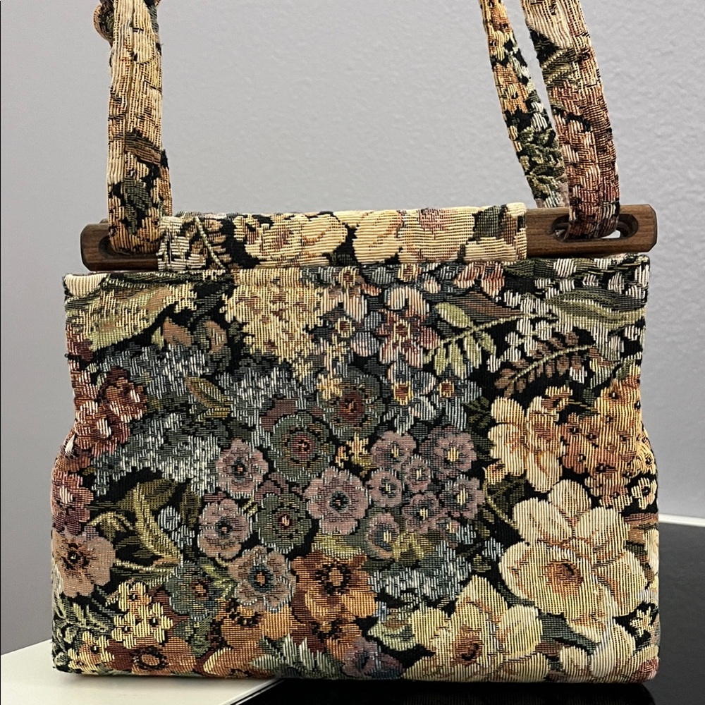 Vintage Floral Tapestry Shoulder Bag